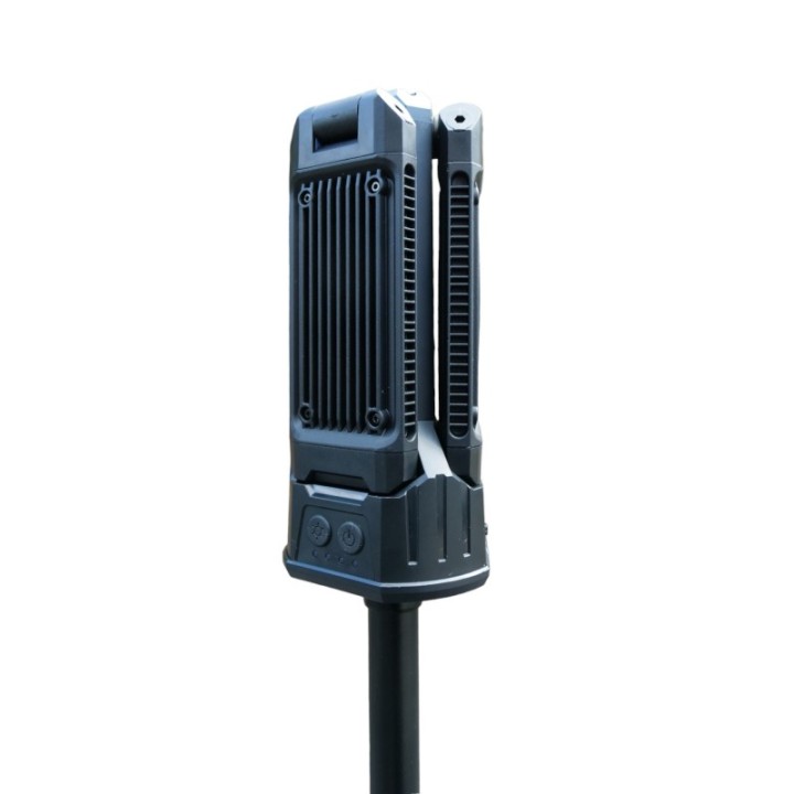 Projecteur de chantier LED rechargeable sur trépied 70W