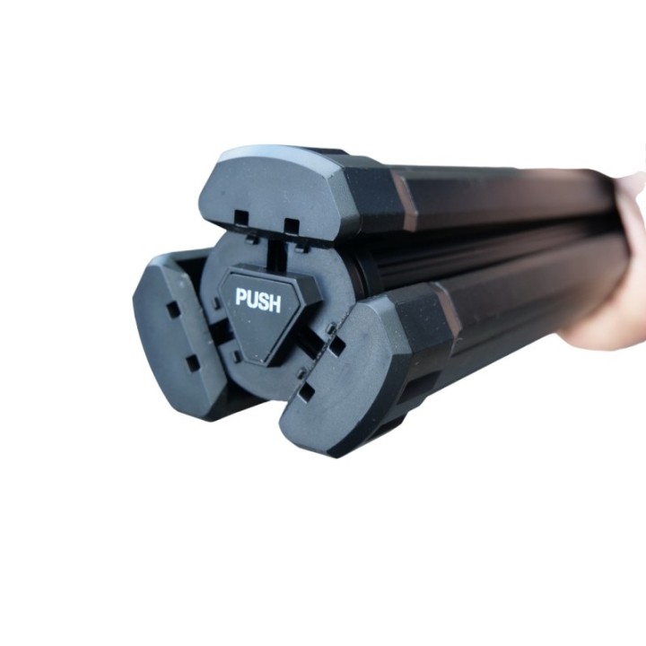 Projecteur de chantier LED rechargeable sur trépied 70W