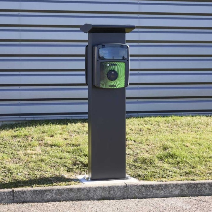 Coffret de recharge 7.4 kW avec contrôleur de charge et protection électrique OHMTEC