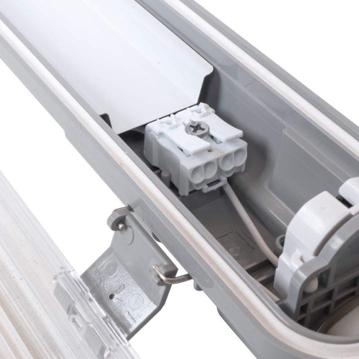 Réglette étanche à tube LED 24W CCT 155cm IP65 WOLTZ